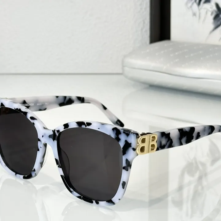 スーパーコピー バレンシアガ サングラス