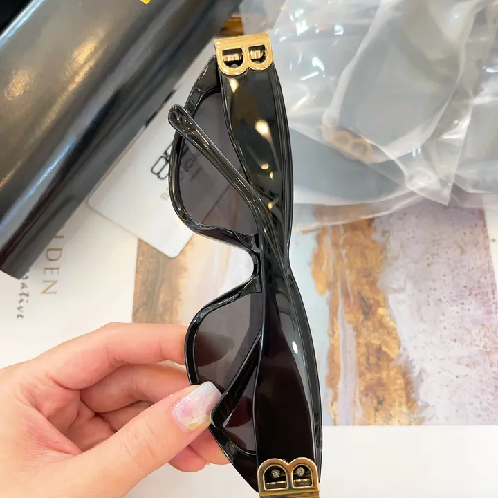 スーパーコピー バレンシアガ サングラス