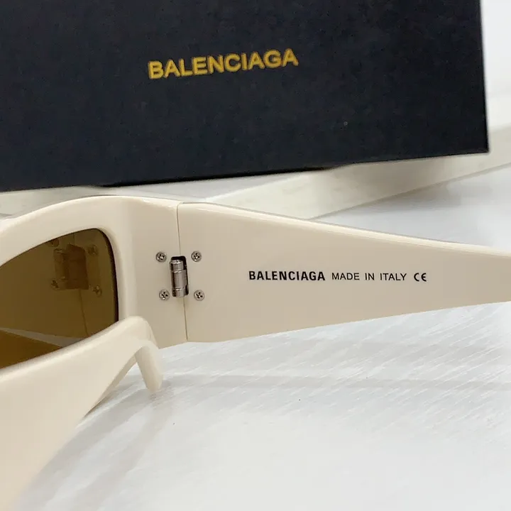 スーパーコピー バレンシアガ サングラス