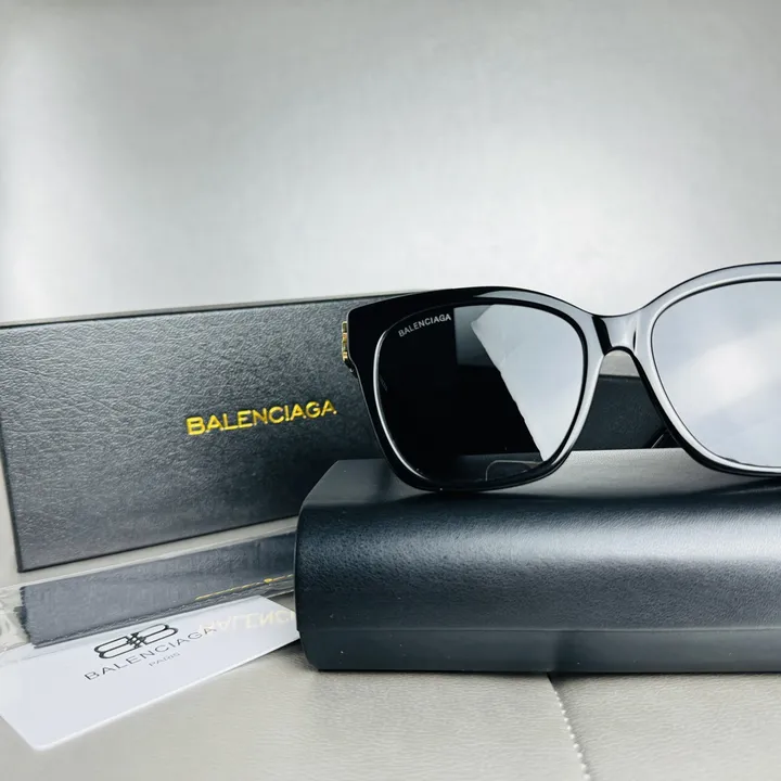 スーパーコピー バレンシアガ サングラス