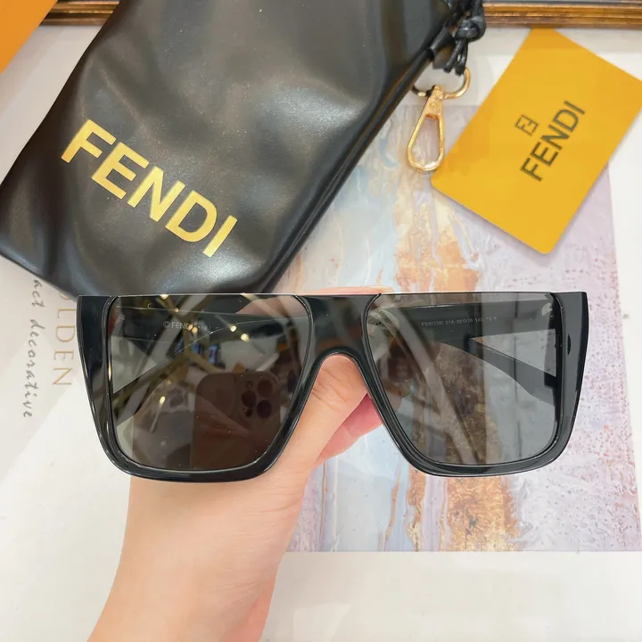 スーパーコピー フェンディ サングラス