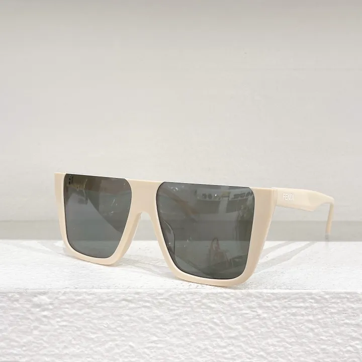 スーパーコピー フェンディ サングラス