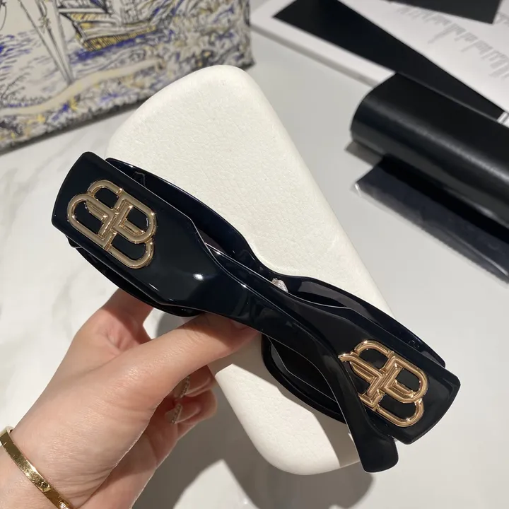 スーパーコピー バレンシアガ サングラス