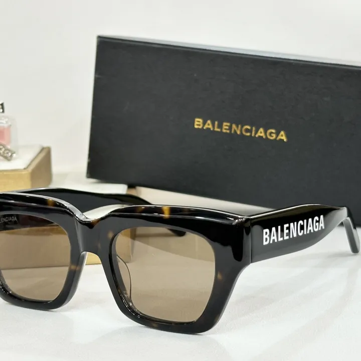 スーパーコピー バレンシアガ サングラス