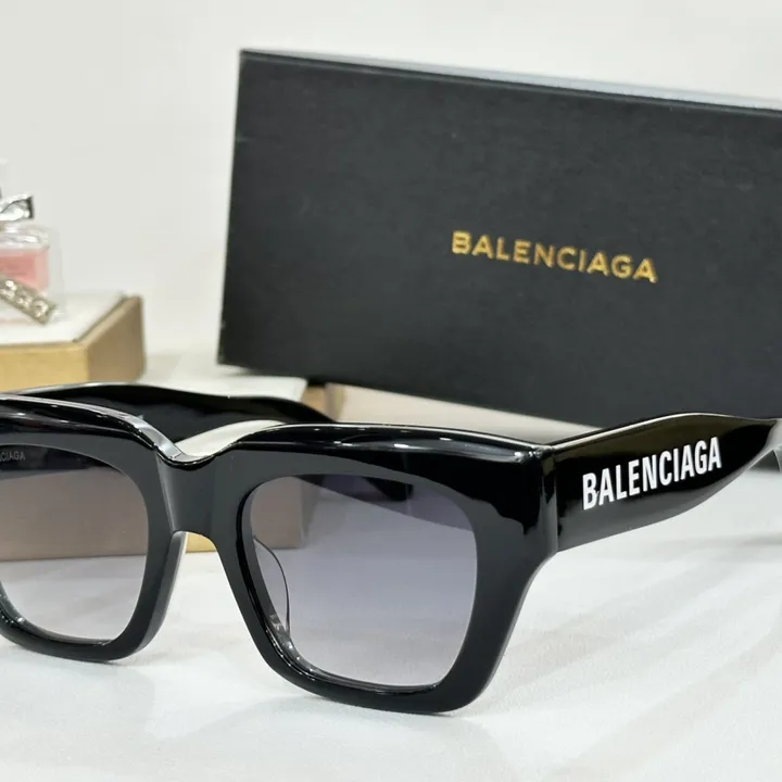 スーパーコピー バレンシアガ サングラス