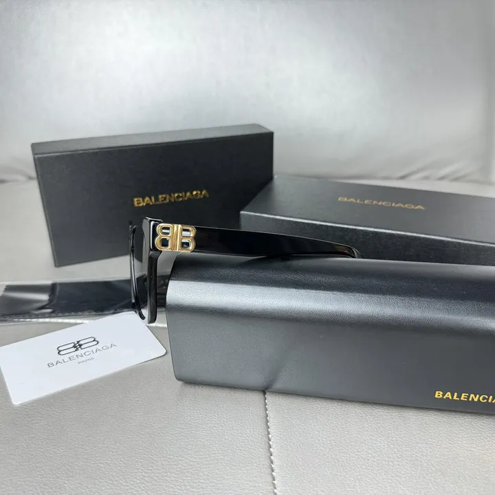 スーパーコピー バレンシアガ サングラス