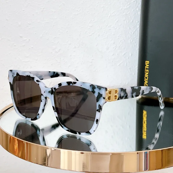 スーパーコピー バレンシアガ サングラス