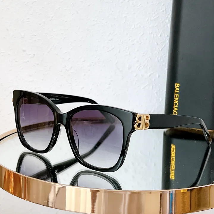 スーパーコピー バレンシアガ サングラス