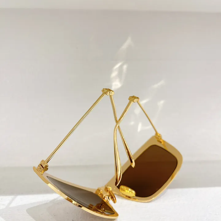 スーパーコピー バレンシアガ サングラス