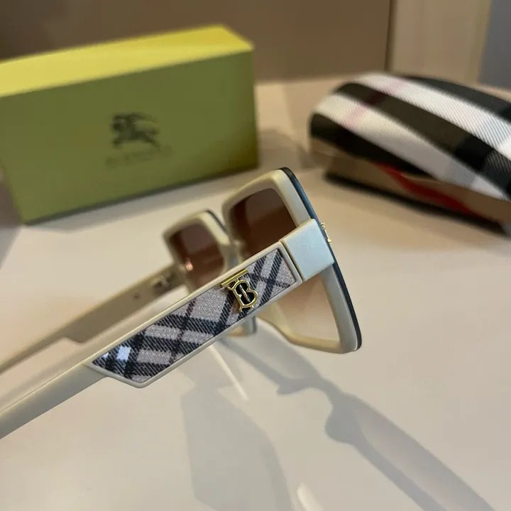 スーパーコピー バーバリー ス サングラス