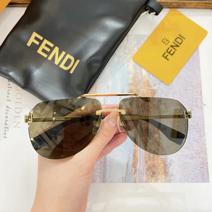 スーパーコピー フェンディ サングラス