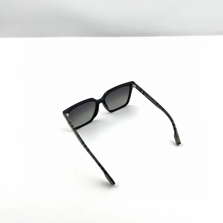 スーパーコピー バーバリー ス サングラス