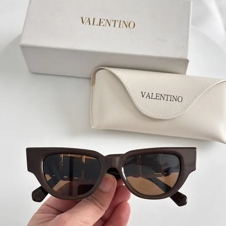 スーパーコピー ヴァレンティノ サングラス