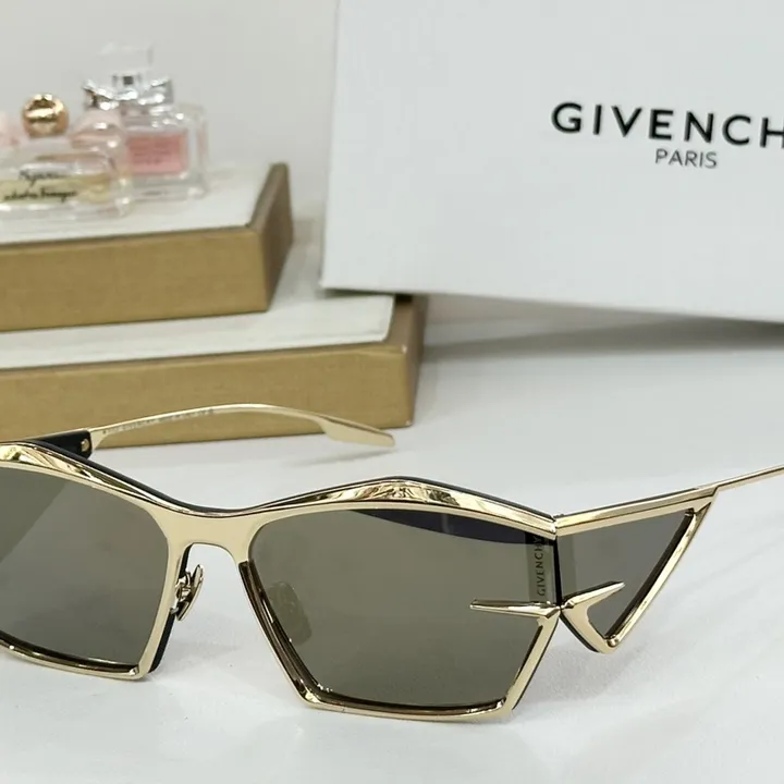 スーパーコピー バレンシアガ サングラス