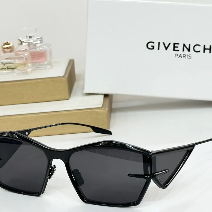 スーパーコピー バレンシアガ サングラス