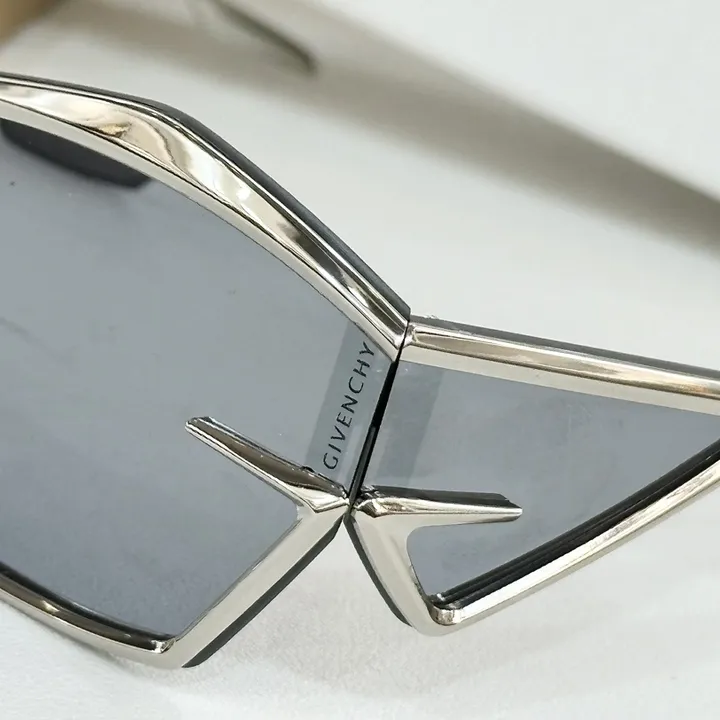 スーパーコピー バレンシアガ サングラス