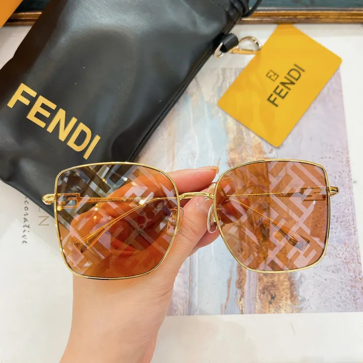 スーパーコピー フェンディ サングラス