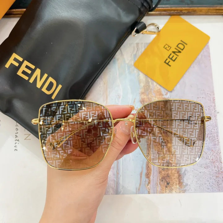 スーパーコピー フェンディ サングラス