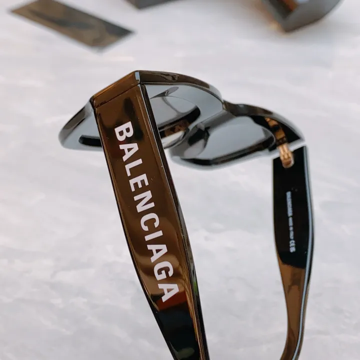 スーパーコピー バレンシアガ サングラス