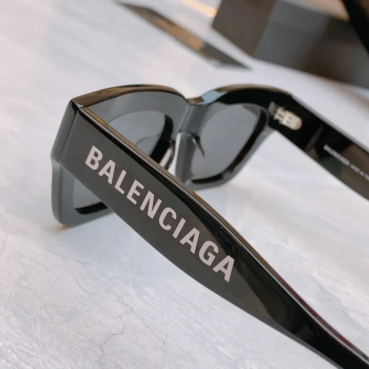 スーパーコピー バレンシアガ サングラス