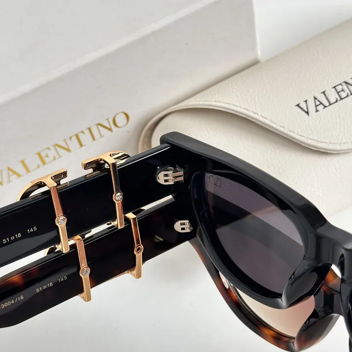 スーパーコピー ヴァレンティノ サングラス