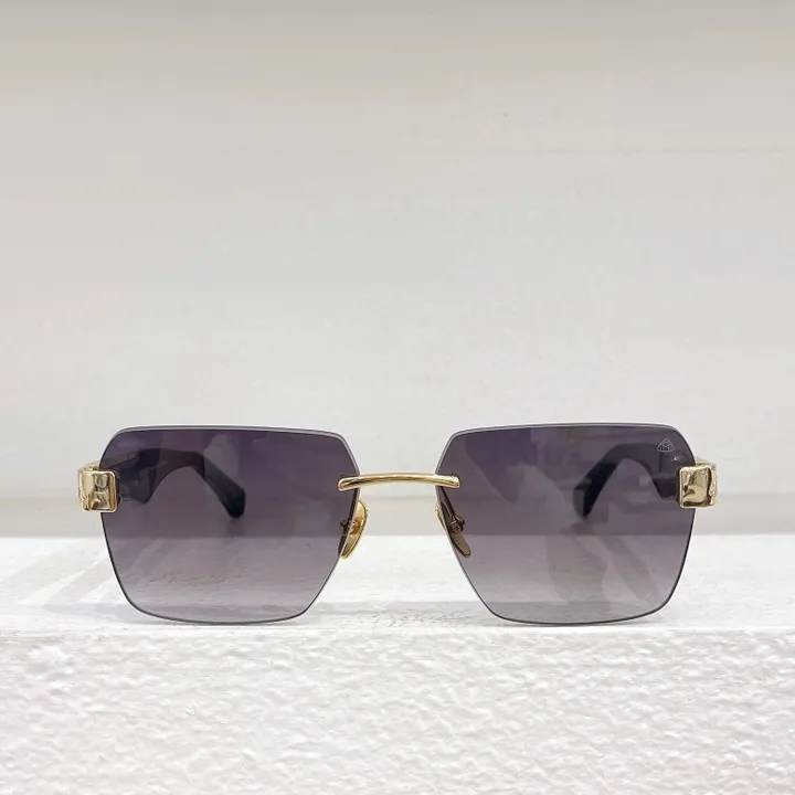 スーパーコピー ミュウミュウ サングラス