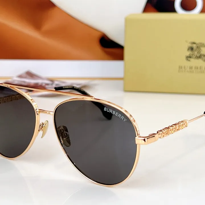 スーパーコピー バーバリー ス サングラス