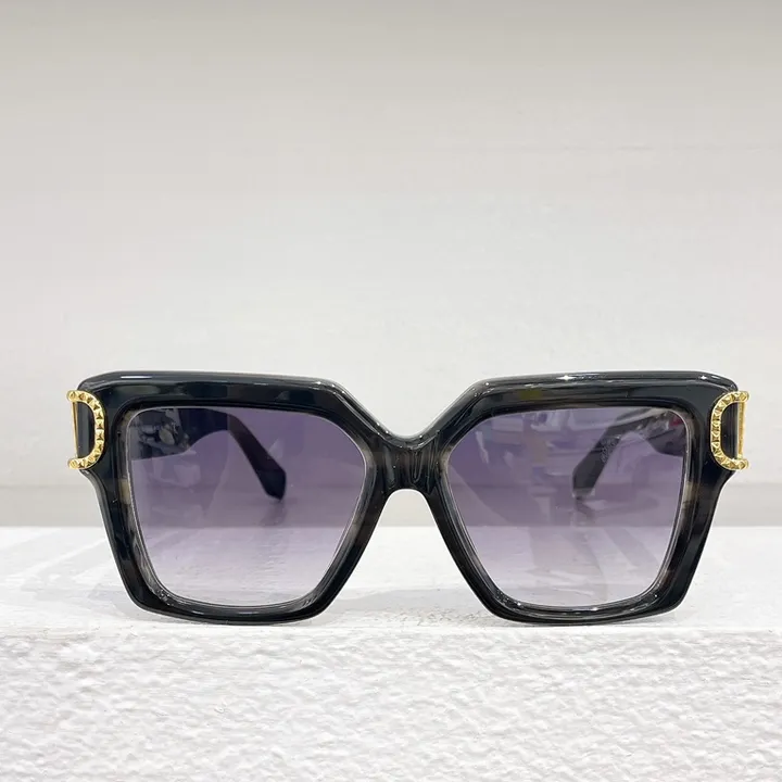 スーパーコピー ヴァレンティノ サングラス