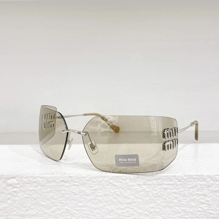 スーパーコピー ミュウミュウ サングラス