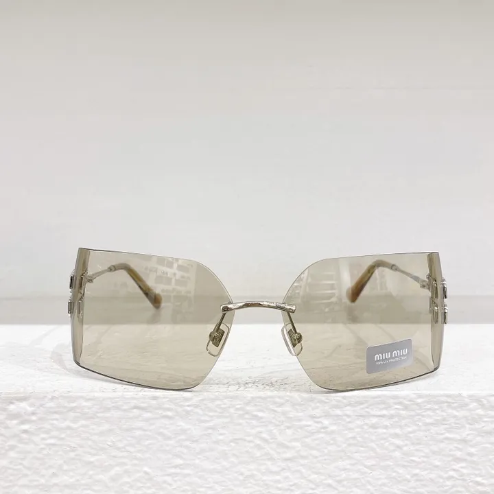 スーパーコピー ミュウミュウ サングラス