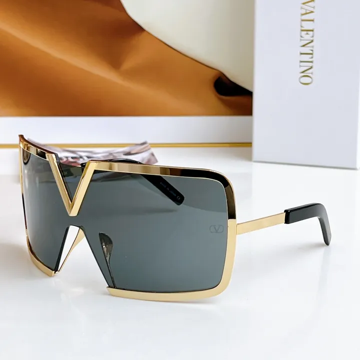 スーパーコピー ヴァレンティノ サングラス