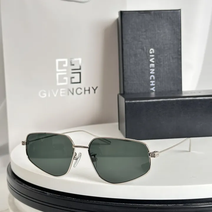 スーパーコピー バレンシアガ サングラス