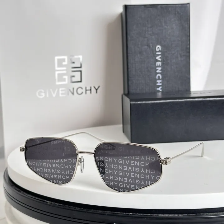 スーパーコピー バレンシアガ サングラス