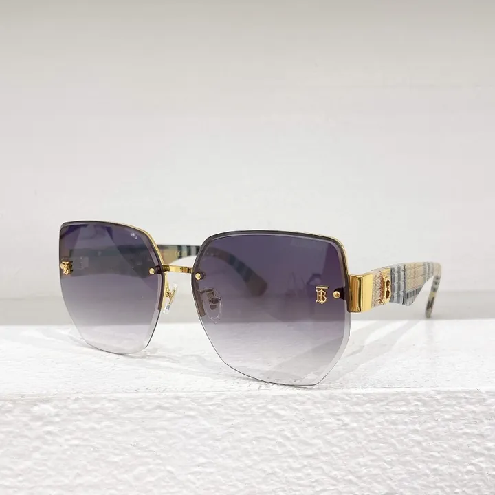 スーパーコピー バーバリー ス サングラス