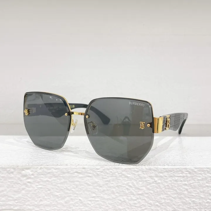 スーパーコピー バーバリー ス サングラス