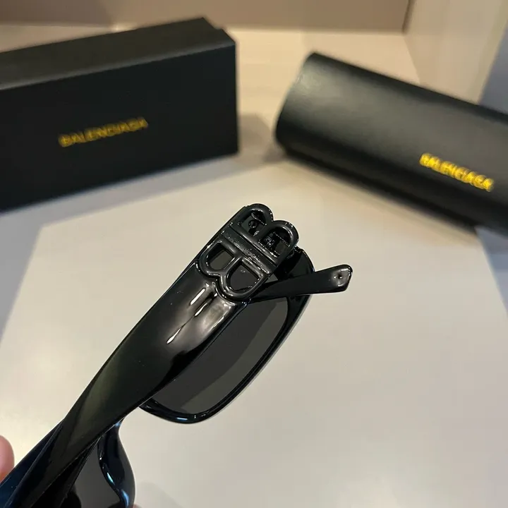 スーパーコピー バレンシアガ サングラス