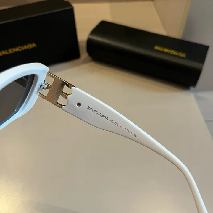 スーパーコピー バレンシアガ サングラス