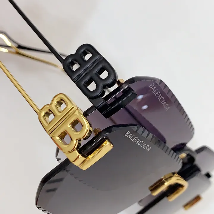 スーパーコピー バレンシアガ サングラス