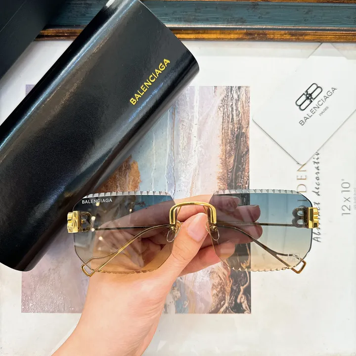 スーパーコピー バレンシアガ サングラス