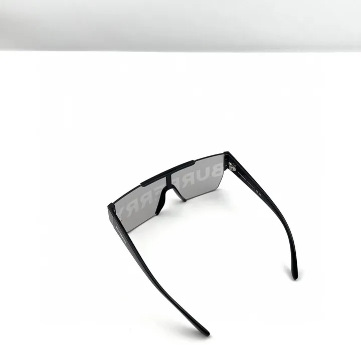 スーパーコピー バーバリー ス サングラス