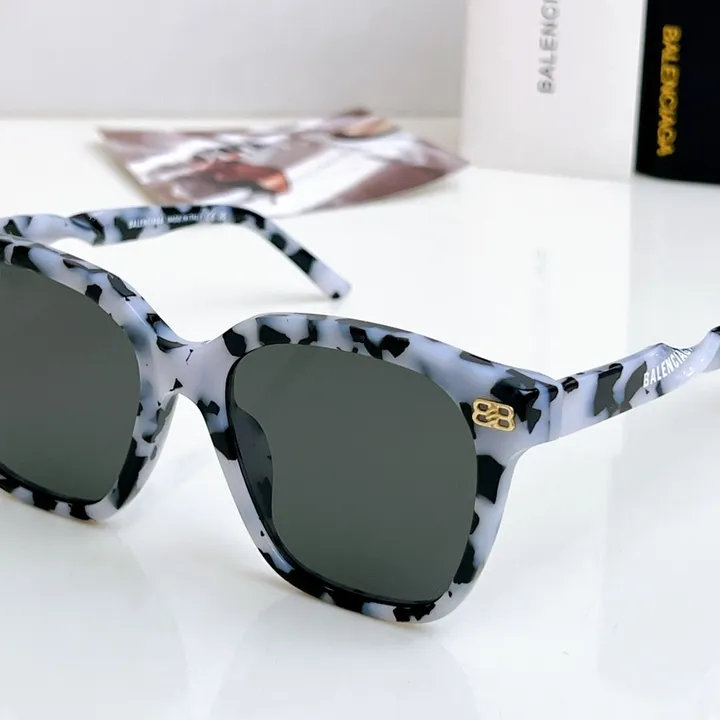 スーパーコピー バレンシアガ サングラス