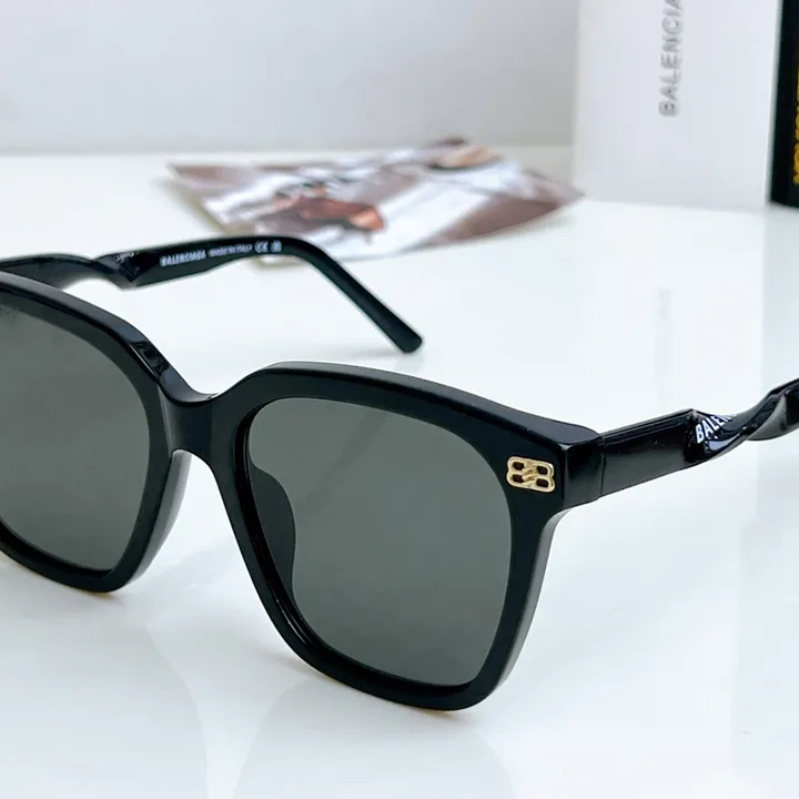 スーパーコピー バレンシアガ サングラス