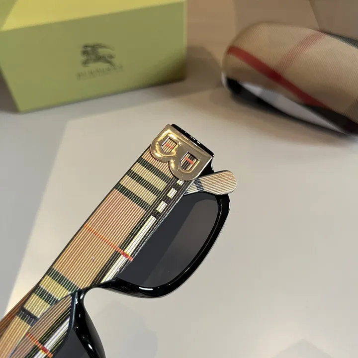 スーパーコピー バーバリー ス サングラス