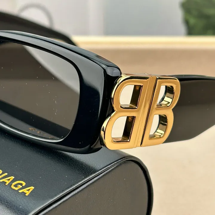 スーパーコピー バレンシアガ サングラス