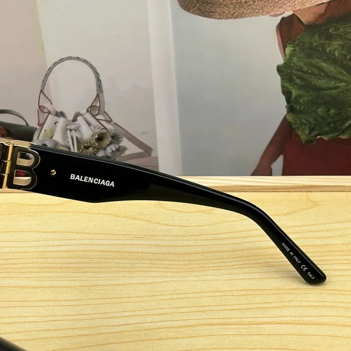 スーパーコピー バレンシアガ サングラス