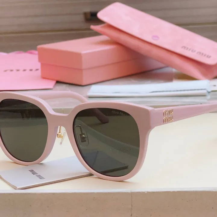 スーパーコピー ミュウミュウ サングラス