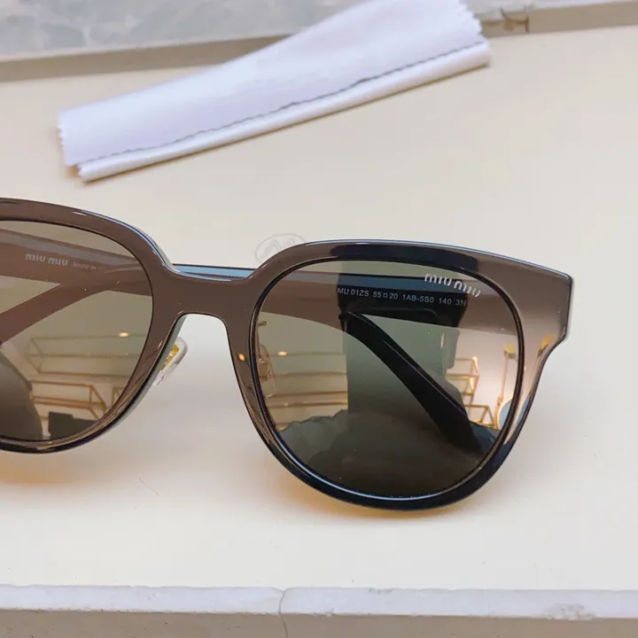 スーパーコピー ミュウミュウ サングラス