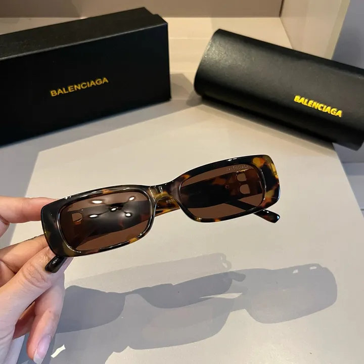 スーパーコピー バレンシアガ サングラス