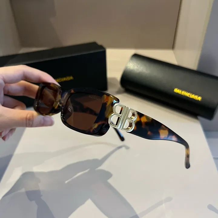 スーパーコピー バレンシアガ サングラス