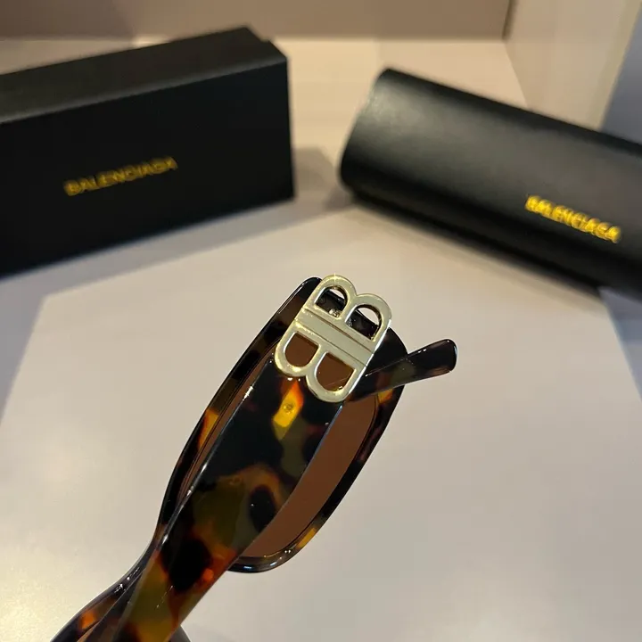 スーパーコピー バレンシアガ サングラス